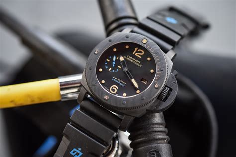 panerai submersible 1950 47mm|Panerai submersible carbotech marina militare.